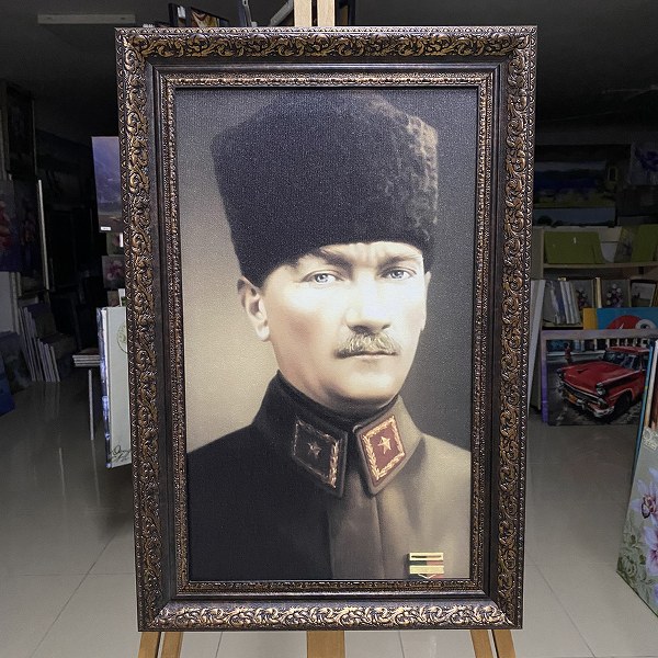 Kahve Çerçeveli ATATÜRK Kanvas Tablo